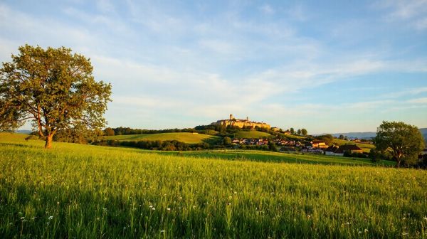 Guide pour bâtir à Cahors : coûts, choix de terrain et étapes clés